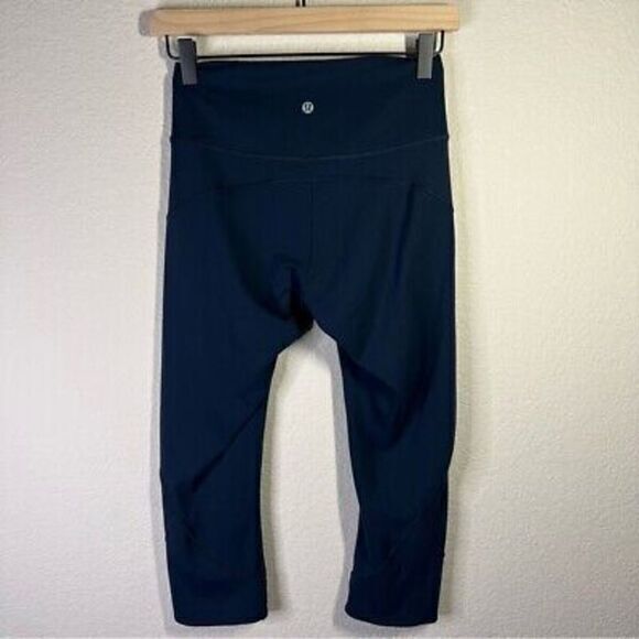 Lululemon womens cropped teal leggings size 6 - Picture 4 of 8